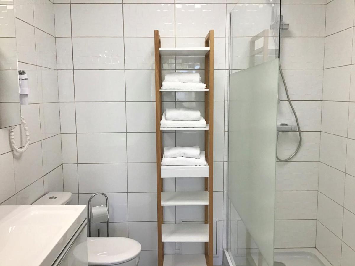 Appartement Le Solea 100M2 Climatise Parking Proche Sanctuaires Lourdes Exteriör bild