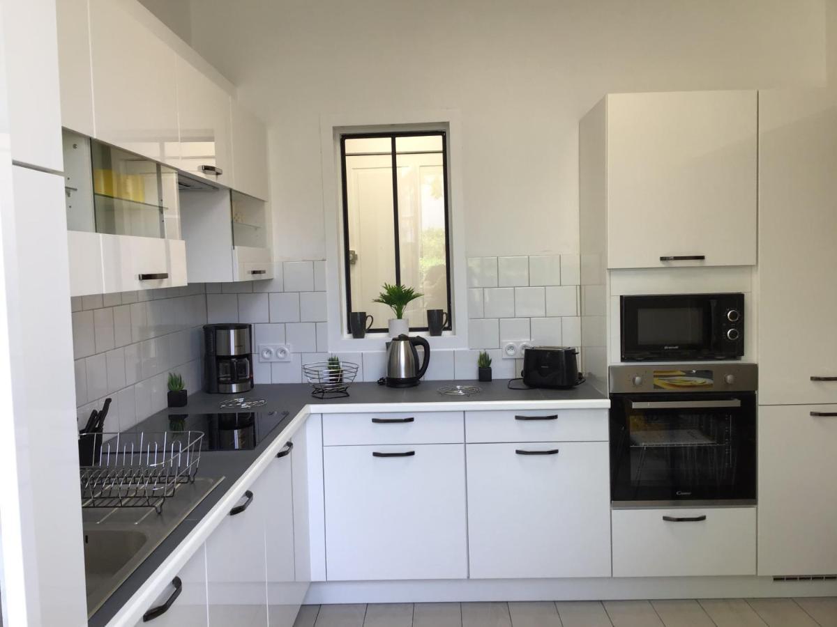 Appartement Le Solea 100M2 Climatise Parking Proche Sanctuaires Lourdes Exteriör bild